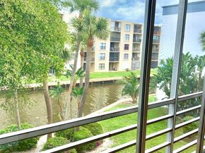 200 Waterway 307 Drive S 307, Lantana FL 33462