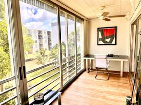 200 Waterway 307 Drive S 307, Lantana FL 33462