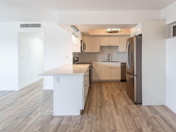 651 Pine Dr 306, Pompano Beach FL 33060