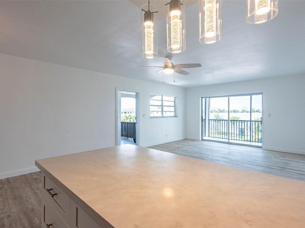 651 Pine Dr 306, Pompano Beach FL 33060