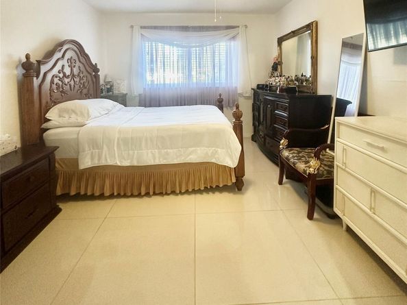 606 SW Natura Blvd 109, Deerfield Beach FL 33441