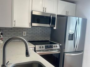 606 SW Natura Blvd 109, Deerfield Beach FL 33441