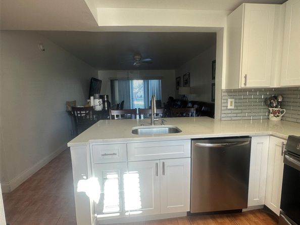 606 SW Natura Blvd 109, Deerfield Beach FL 33441