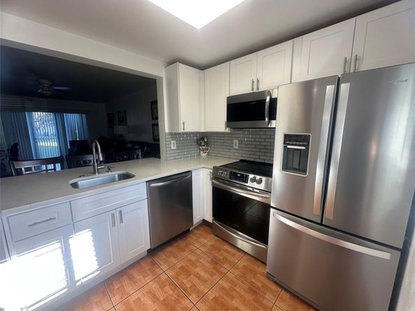 606 SW Natura Blvd 109, Deerfield Beach FL 33441