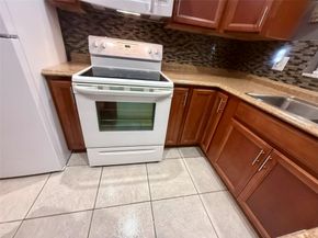100 Bayview Ave C, Boynton Beach FL 33435
