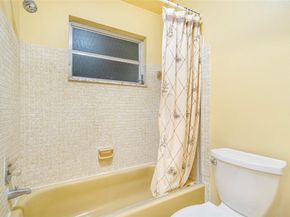 100 Bayview Ave C, Boynton Beach FL 33435