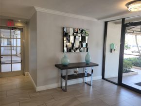 2671 S Course Dr 203, Pompano Beach FL 33069