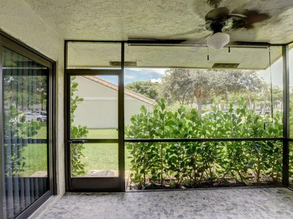 490 Hardwood Place, Boca Raton FL 33431