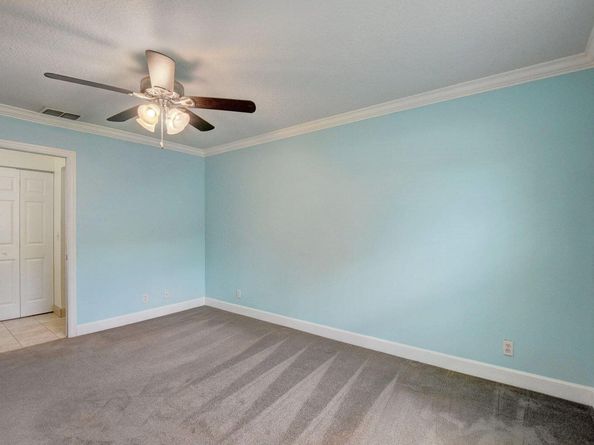 490 Hardwood Place, Boca Raton FL 33431