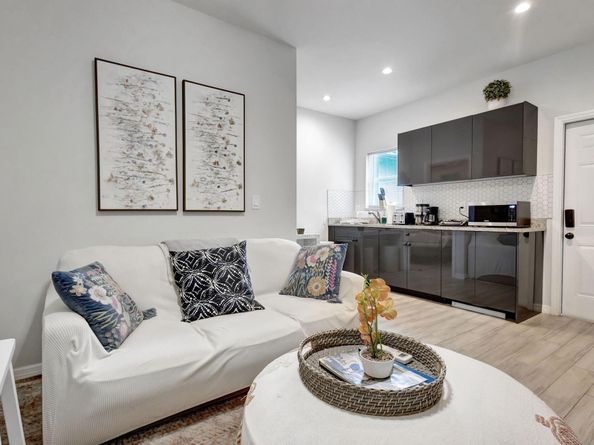 513 45th Street, West Palm Beach FL 33407