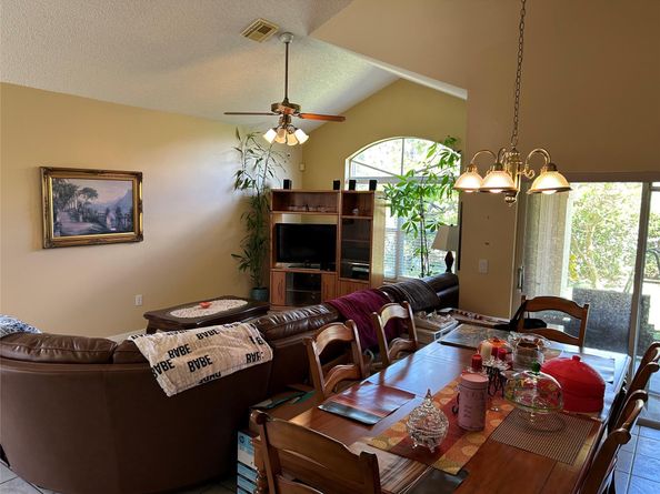 18865 NW 1st St, Pembroke Pines FL 33029