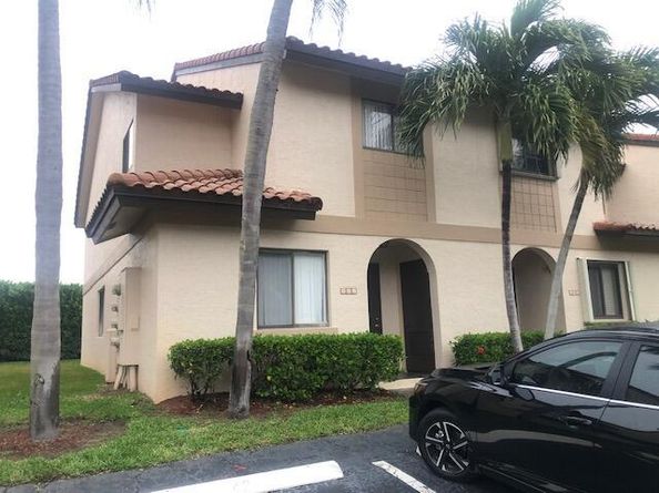 22065 Las Brisas Circle 401, Boca Raton FL 33433
