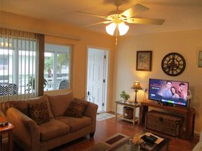 2100 NE 38th Street 217, Lighthouse Point FL 33064