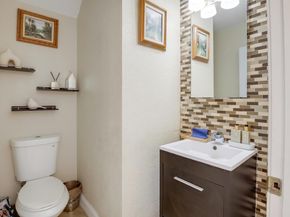 5482 Queenship Court, Greenacres FL 33463