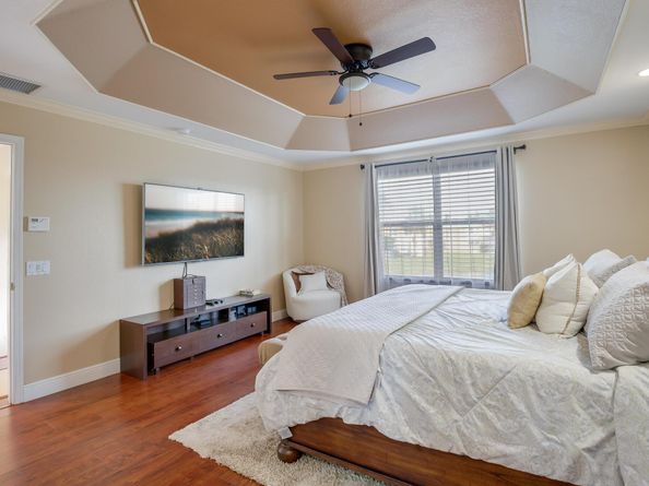 5482 Queenship Court, Greenacres FL 33463