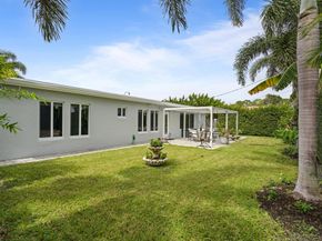 8 SE 8th Avenue, Deerfield Beach FL 33441