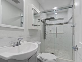 8 SE 8th Avenue, Deerfield Beach FL 33441