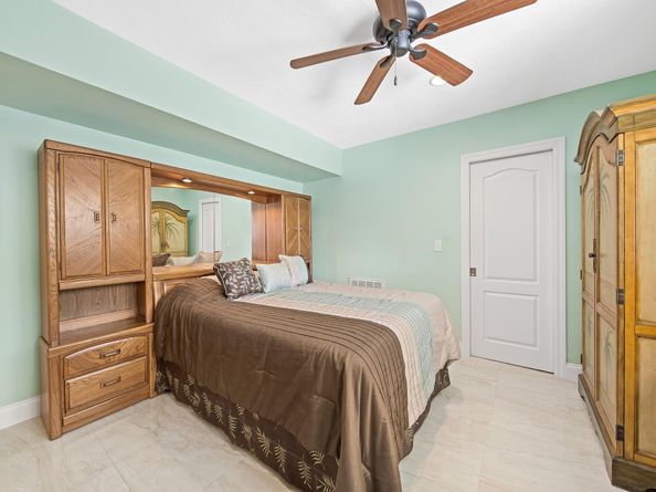 57 Castle Harbor Is, Fort Lauderdale FL 33308