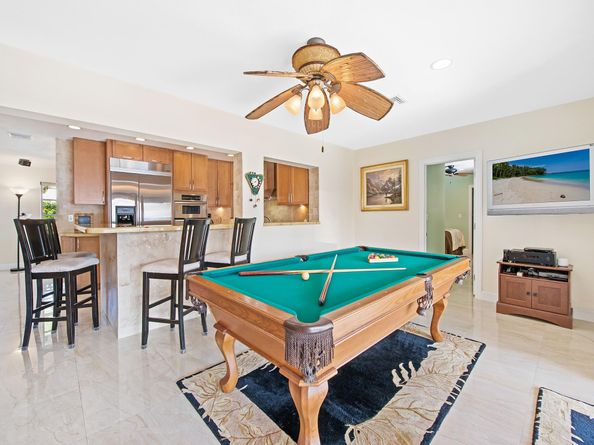 57 Castle Harbor Is, Fort Lauderdale FL 33308