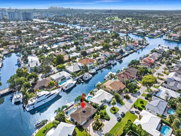 57 Castle Harbor Is, Fort Lauderdale FL 33308