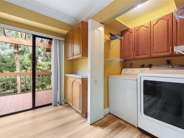 225 Wimbledon Lake Dr 225, Plantation FL 33324