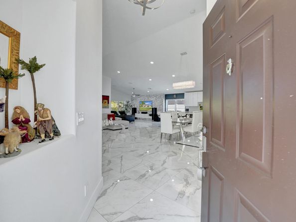 16255 SW 2nd Dr, Pembroke Pines FL 33027