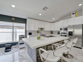 16255 SW 2nd Dr, Pembroke Pines FL 33027