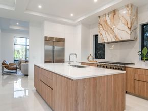 258 33rd Court, West Palm Beach FL 33407