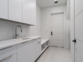 258 33rd Court, West Palm Beach FL 33407