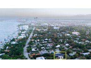 258 33rd Court, West Palm Beach FL 33407