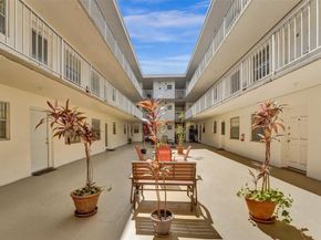 2010 Fillmore St 202, Hollywood FL 33020