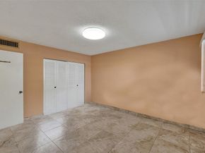 2010 Fillmore St 202, Hollywood FL 33020