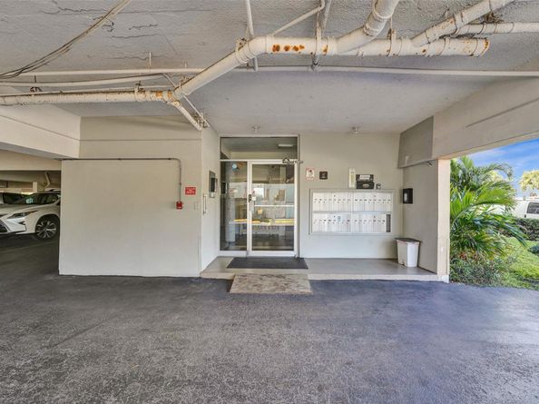 2010 Fillmore St 202, Hollywood FL 33020