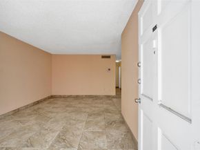 2010 Fillmore St 202, Hollywood FL 33020
