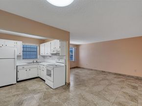 2010 Fillmore St 202, Hollywood FL 33020