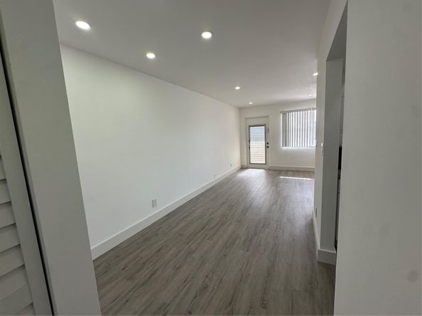 9061 Sunrise Lakes Blvd 212, Sunrise FL 33322