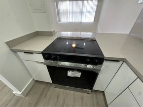 9061 Sunrise Lakes Blvd 212, Sunrise FL 33322