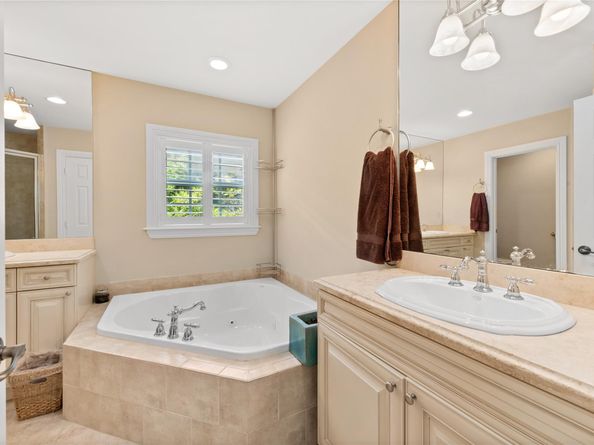 423 SW 16th St, Fort Lauderdale FL 33315