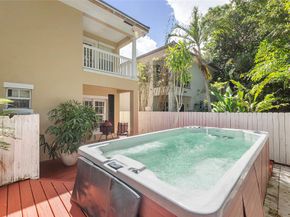 423 SW 16th St, Fort Lauderdale FL 33315