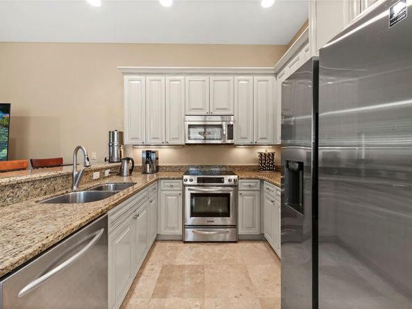 423 SW 16th St, Fort Lauderdale FL 33315