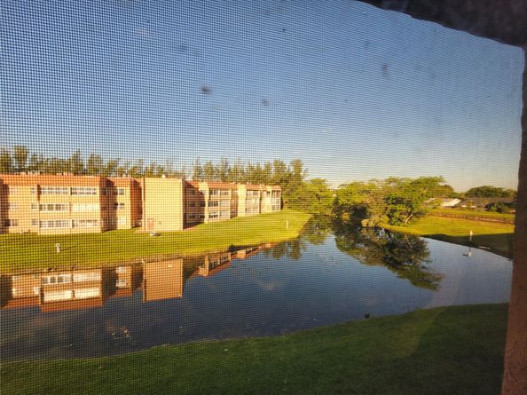 9661 Sunrise Lakes Blvd 302, Sunrise FL 33322