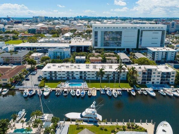 1475 SE 15 Street 312, Fort Lauderdale FL 33316