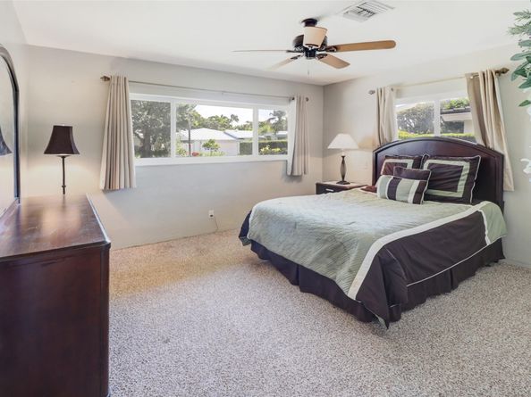 2517 NE 26th Ter, Fort Lauderdale FL 33305