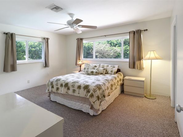 2517 NE 26th Ter, Fort Lauderdale FL 33305
