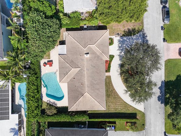 2517 NE 26th Ter, Fort Lauderdale FL 33305