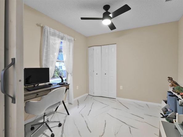 5285 NW 117th Ave, Coral Springs FL 33076