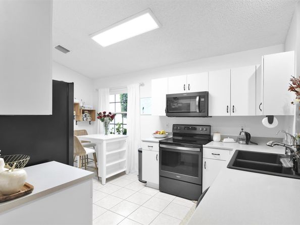 5285 NW 117th Ave, Coral Springs FL 33076