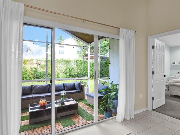 5285 NW 117th Ave, Coral Springs FL 33076