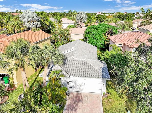 5285 NW 117th Ave, Coral Springs FL 33076