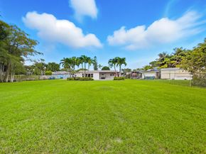 166 Alcazar Street, Royal Palm Beach FL 33411